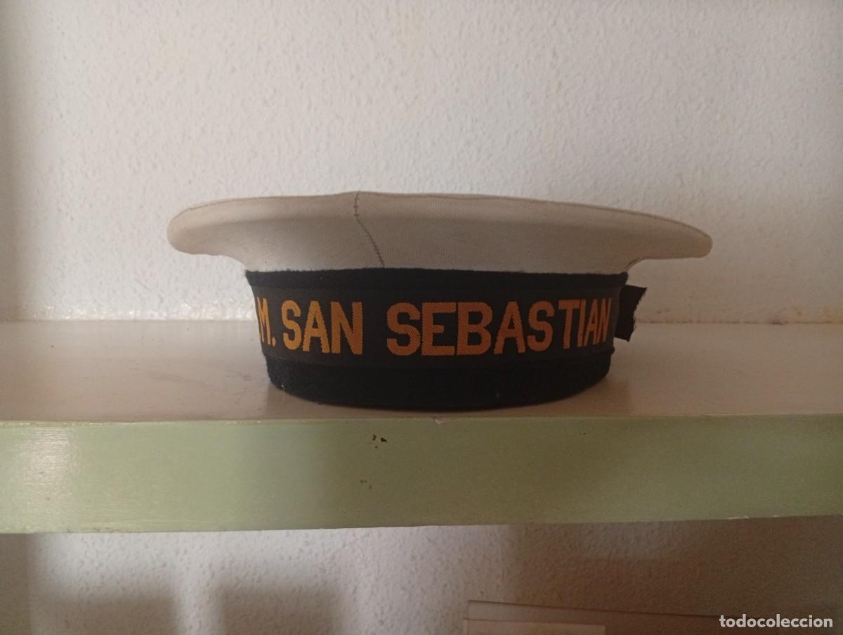 Militaria: Gorra de marinero de la Armada Espa&ntilde;ola. Comandancia Militar de Marina de San Sebasti&aacute;n. A&ntilde;os 60 70