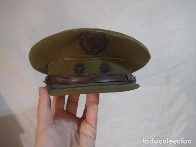 Militaria: Antigua gorra de plato original de Teniente coronel de intendencia de la Guerra civil
