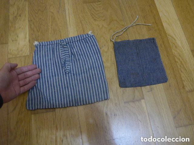 Militaria: * Lote 2 antiguas bolsas de rayadillo de ultramar, para utiles de limpieza o neceser ? Guerra cuba