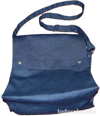 Militaria: BOLSO/BANDOLERA DE PASEO SOLDADO DE AVIACION/EJERCITO DEL AIRE DE LOS A&Ntilde;OS 80