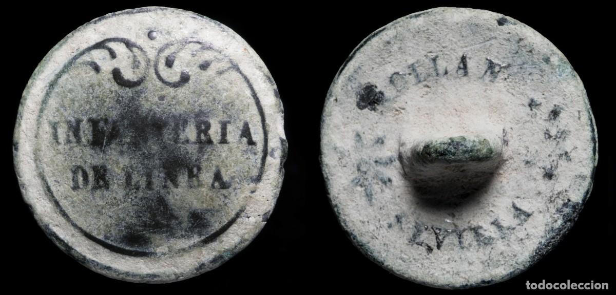 Militaria: Spanish Line Infantry Military Button, Retired 1772 - 21 mm.