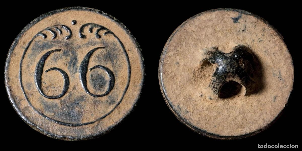 Militaria: Button 66 st line Infantry French army, Napoleonic wars - 16 mm.