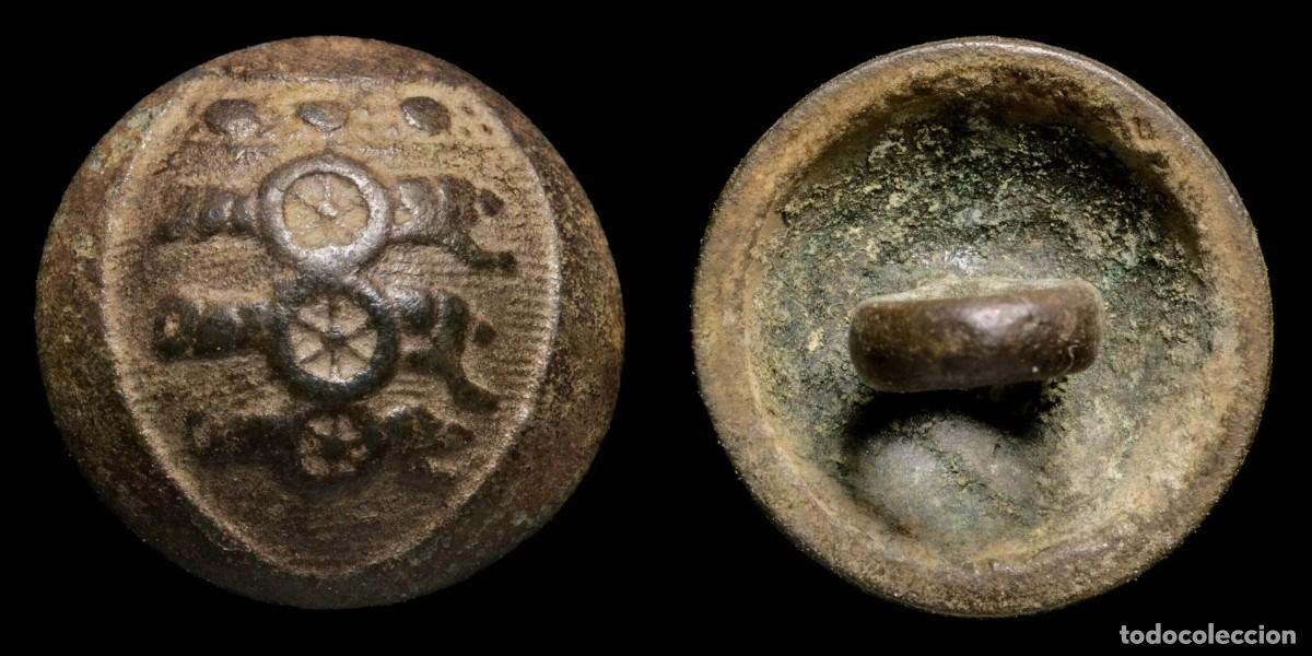Militaria: British Military Button, Royal Artillery, Napoleonic Wars, 13 mm.