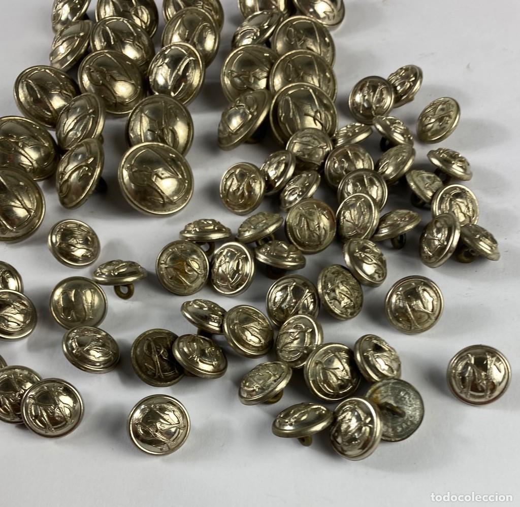 Militaria: CLUB NAUTICO CN 76 botones 21 y 13mm Siglo XIX 127