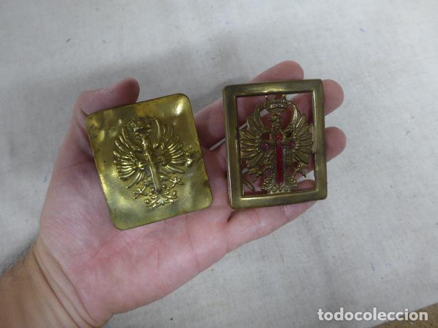 Militaria: Lote de 2 antiguas hebillas originales del Ejercito espa&ntilde;ol Franquista, epoca de Franco.