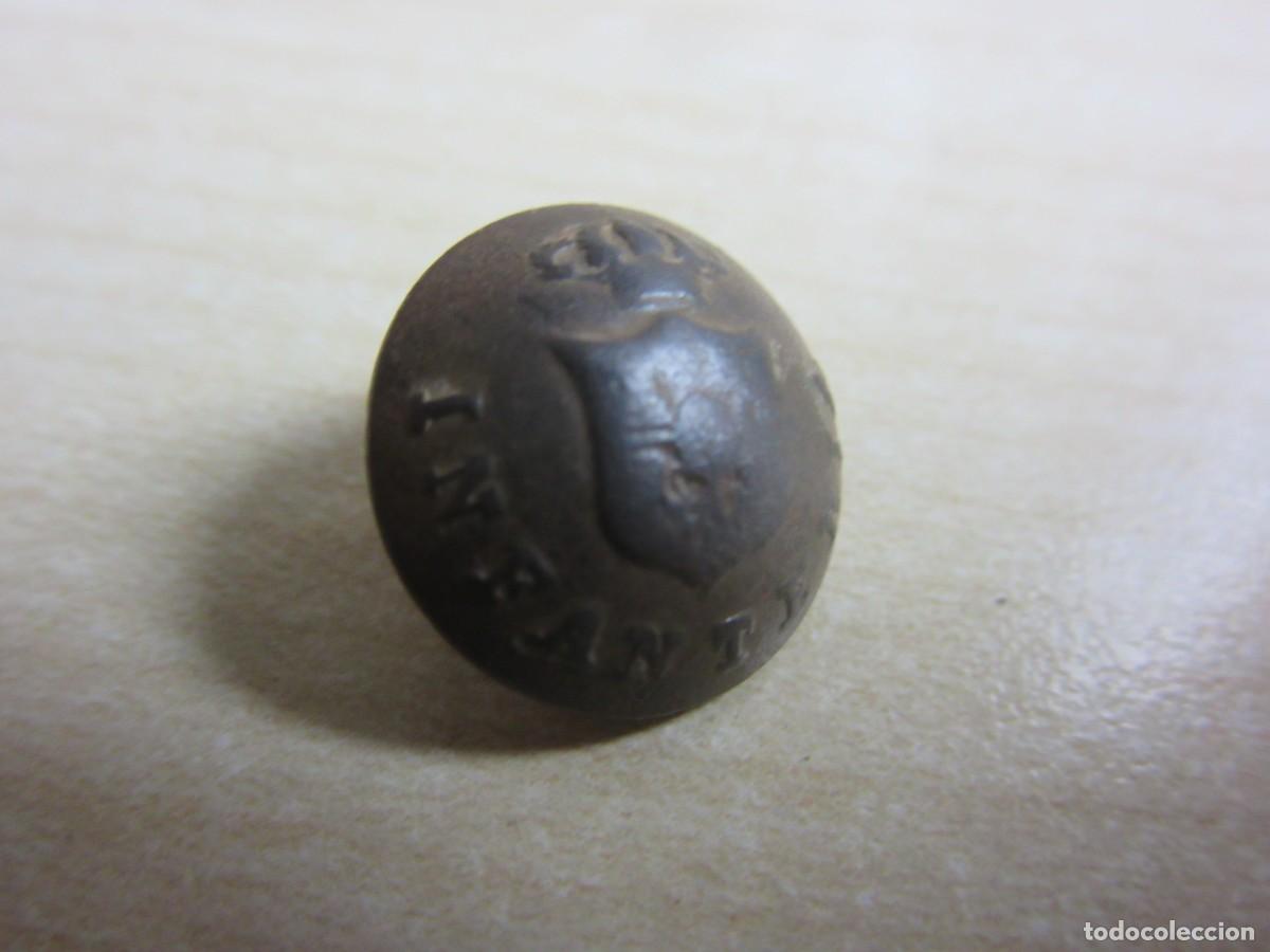 Militaria: Escaso bot&oacute;n de Infanter&iacute;a 1869-1871 Di&aacute;metro 1,4 cm Periodo transici&oacute;n entre reinados