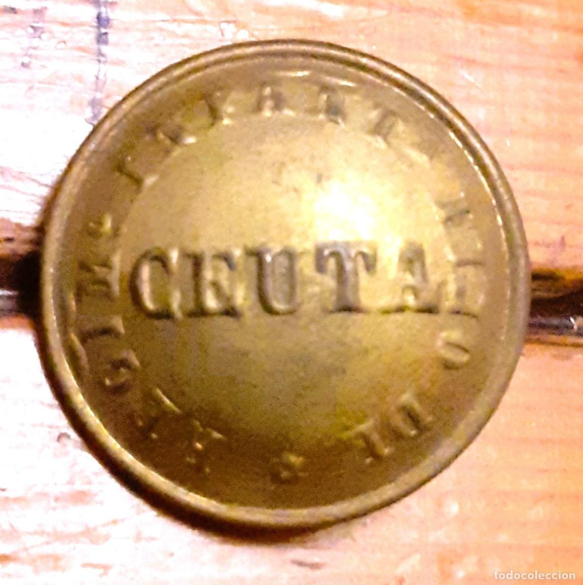 Militaria: BOTON REGIMIENTO DE INFANTERIA FIJO DE CEUTA