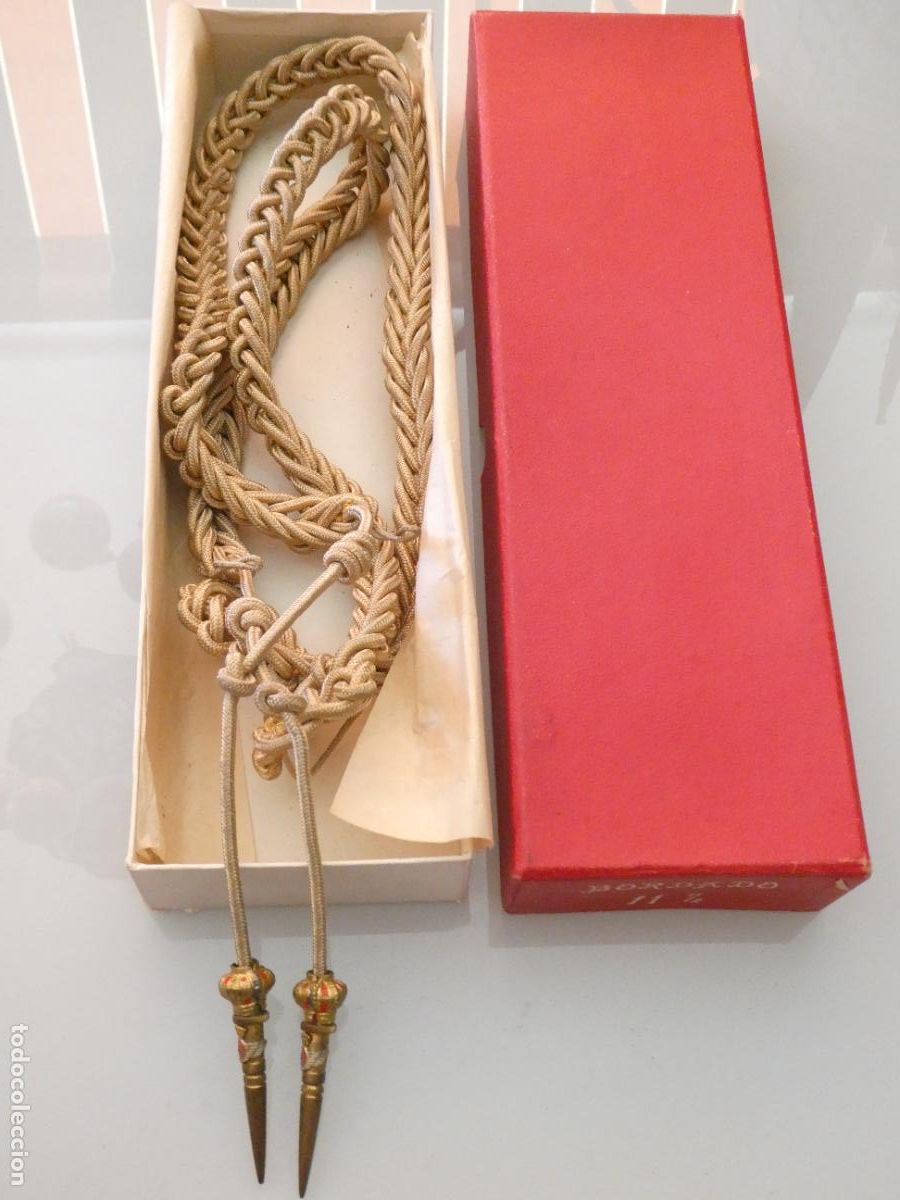 Militaria: CORD&Oacute;N MILITAR GRAN GALA. A&Ntilde;OS 50 60. EJ&Eacute;RCITO DEL AIRE. ESCUDO TALLADO RELIEVE CALIDAD. 360GR
