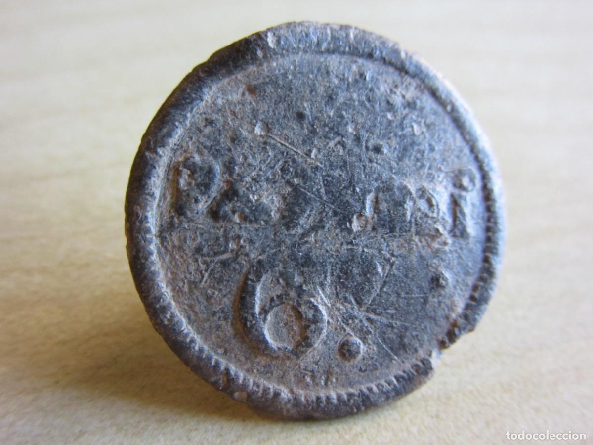 Militaria: Bot&oacute;n del Regimiento de Caballer&iacute;a Farnesio 6 Guerra de la Independencia Di&aacute;metro 2 cm