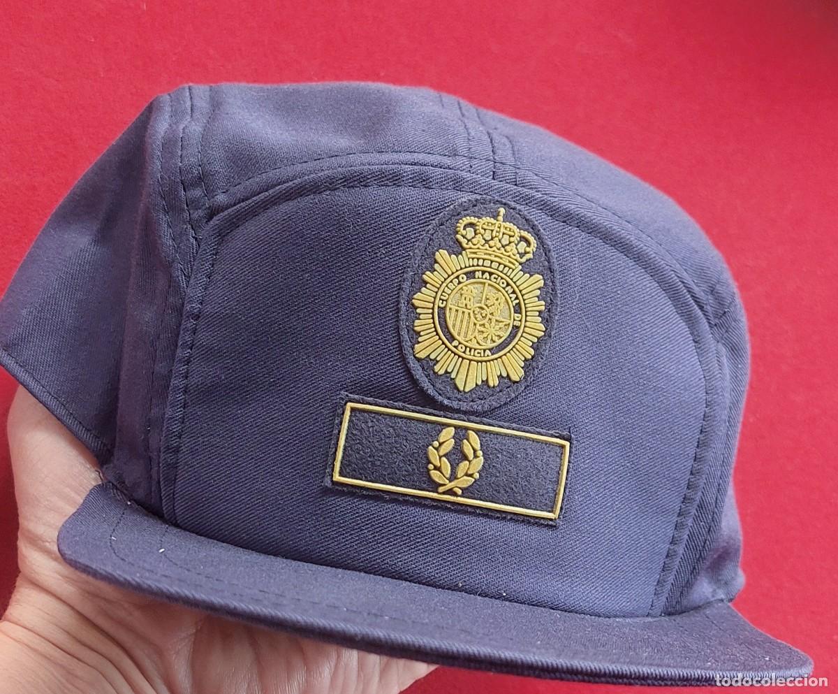 Militaria: ANTIGUA GORRA DE SUBINSPECTOR. POLICIA NACIONAL . A&Ntilde;OS 90