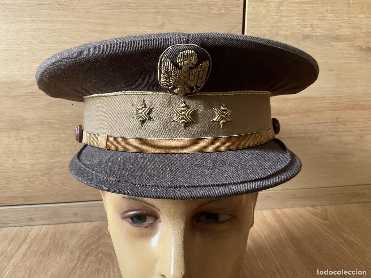 Militaria: Gorra de Capit&aacute;n de La Polic&iacute;a Nacional a&ntilde;os 70 - 80