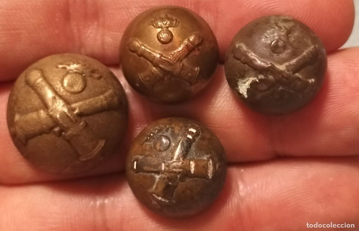 Militaria: 4 botones met&aacute;licos originales para uniformes, botones de artiller&iacute;a. Primera guerra mundial