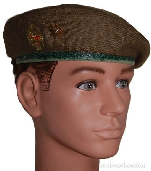 Militaria: BOINA GRUPO ESPECIAL DE MONTA&Ntilde;A CON LA GRADUACION DE COMANDANTE PRIMERA EPOCA JUAN CARLOS I