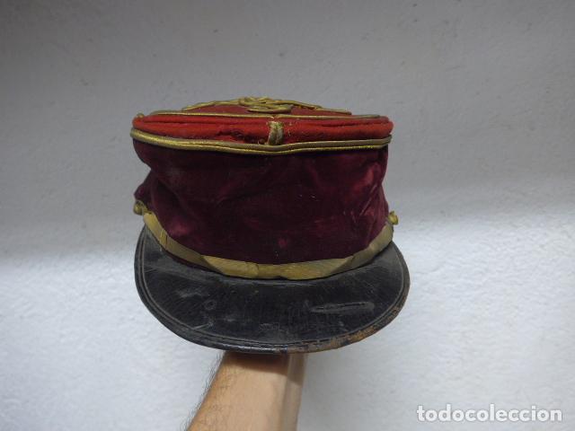 Militaria: Antigua gorra kepi frances de terciopelo de oficial de sanidad, original, I Guerra Mundial. Francia.