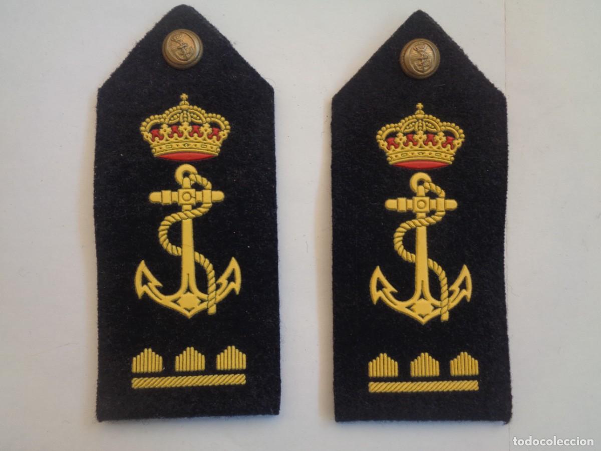 Militaria: INFANTERIA DE MARINA : LOTE DE PAREJA DE HOMBRERAS DE ASPIRANTE 1&ordf; .