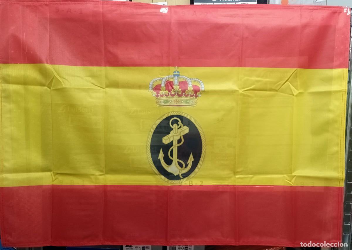 Militaria: Bandera de Espa&ntilde;a con Escudo de La Armada Espa&ntilde;ola
