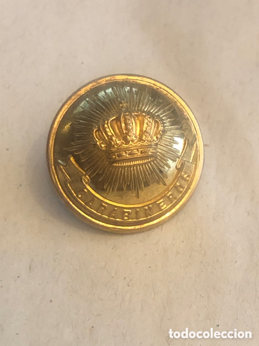 Militaria: BOTON DEL CUERPO DE CARABINEROS. PERFECTO ESTADO..