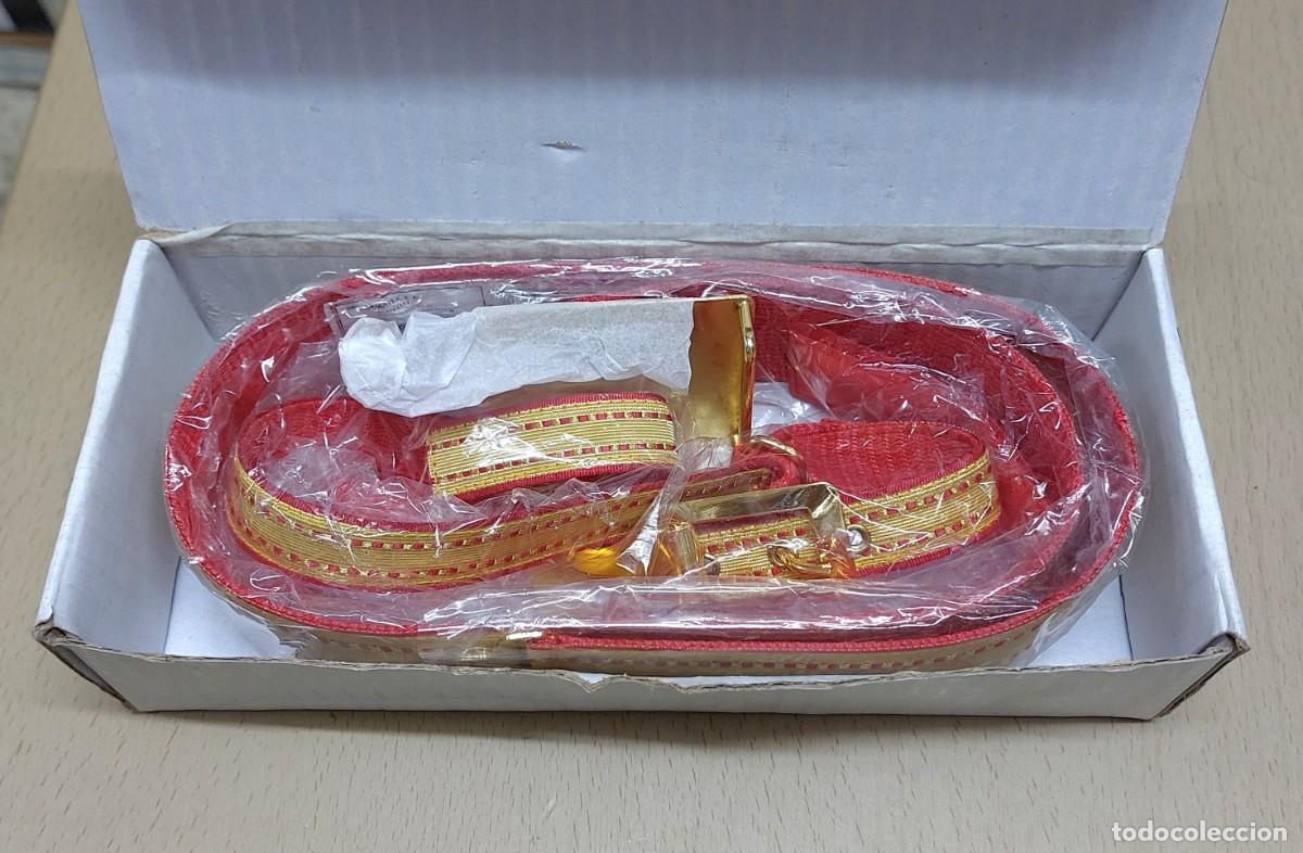 Militaria: Cintur&oacute;n de gala para guardia civil talla 85