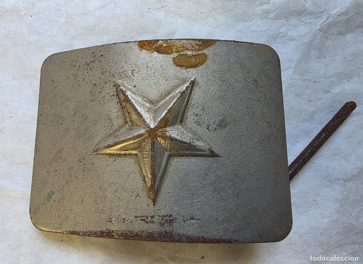 Militaria: Hebilla de tropa de la brigada obrera y topogr&aacute;fica, de hierro