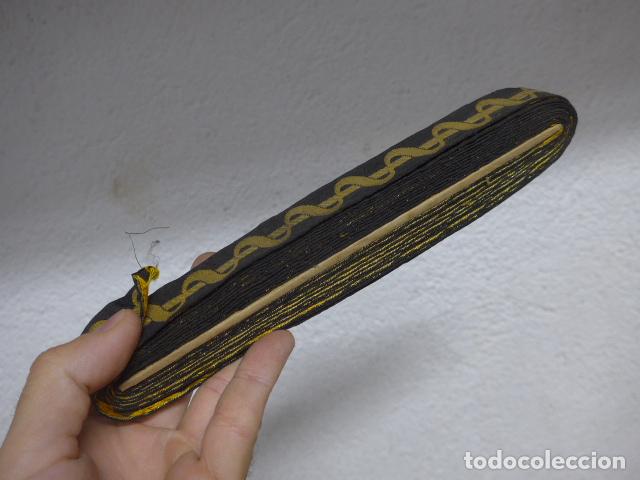 Militaria: Antiguo lote de pasamaneria o galon bordado a identificar: militar o religioso, principios s.XX