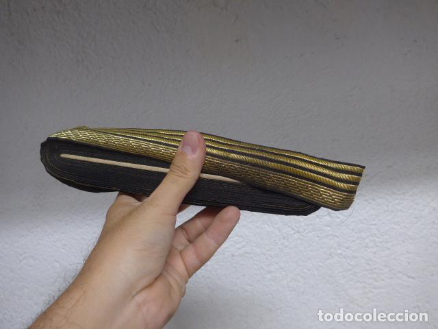Militaria: Antiguo lote de pasamaneria o galon bordado a identificar: militar o religioso, principios s.XX