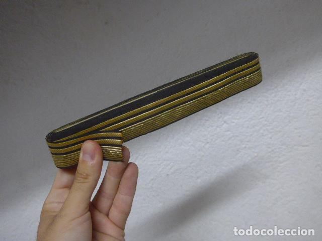 Militaria: Antiguo lote de pasamaneria o galon bordado a identificar: militar o religioso, principios s.XX