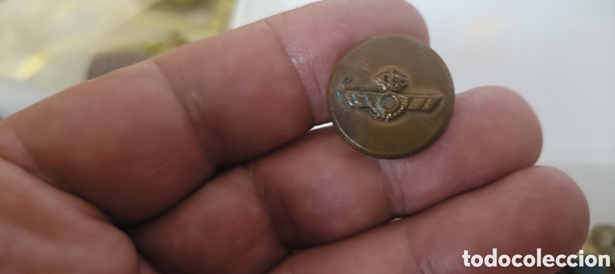 Militaria: Antiguo bot&oacute;n del Ej&eacute;rcito del aire &eacute;poca Alfonso XIII