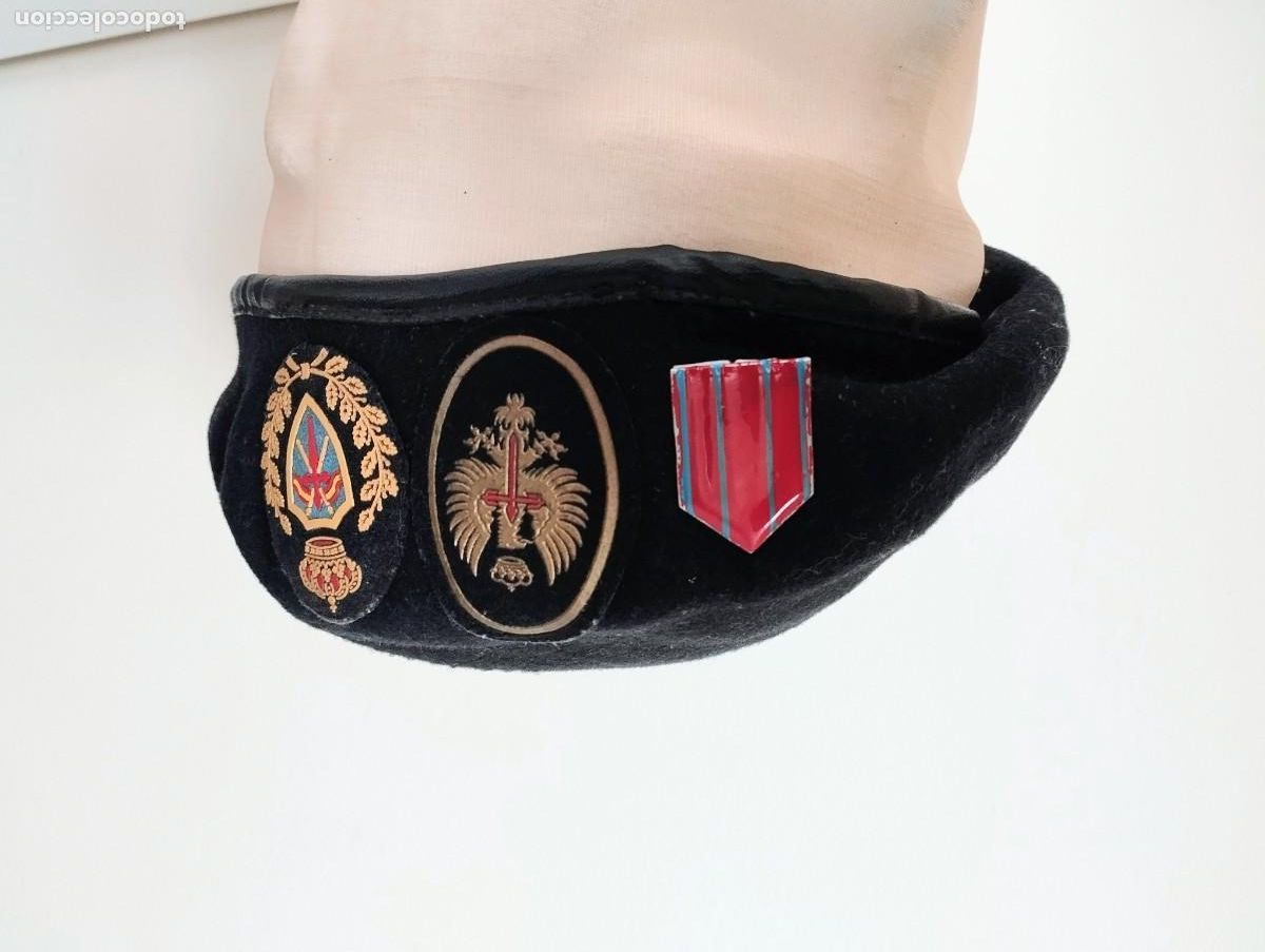 Militaria: Boina Brigada caballer&iacute;a Jarama. Cabo. Elosegui
