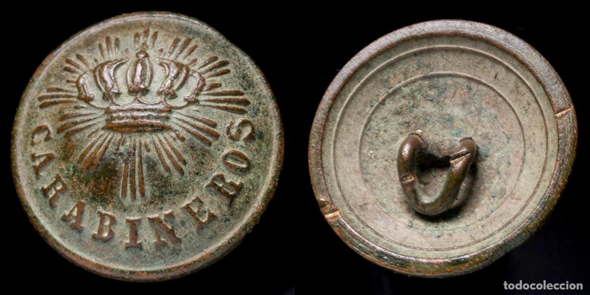 Militaria: Button Carabineros, Independence wars - 22 mm.