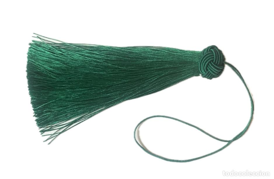 Militaria: Borla para boina verde