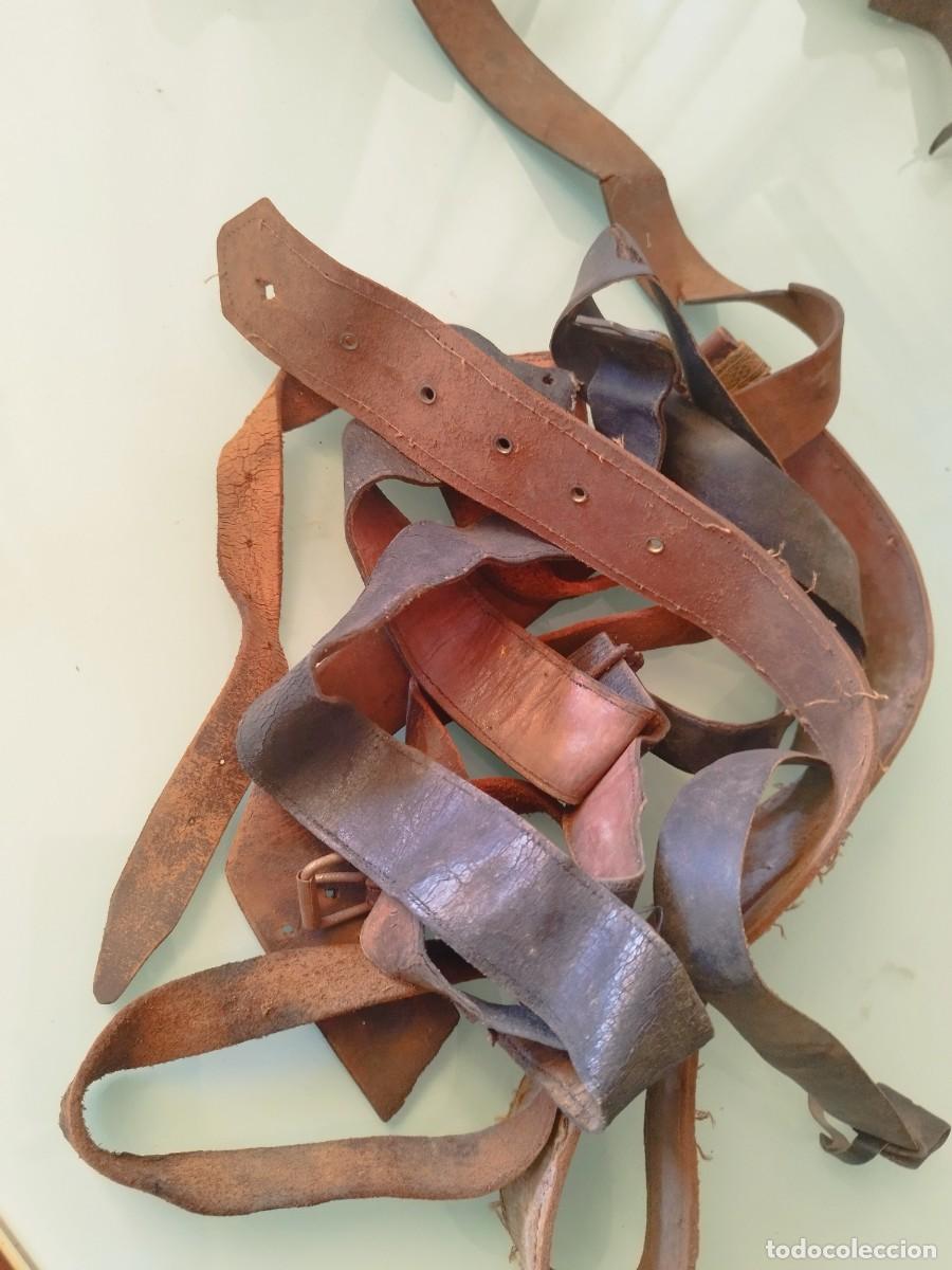 Militaria: Lote de cinturones o correajes militares a restaurar.
