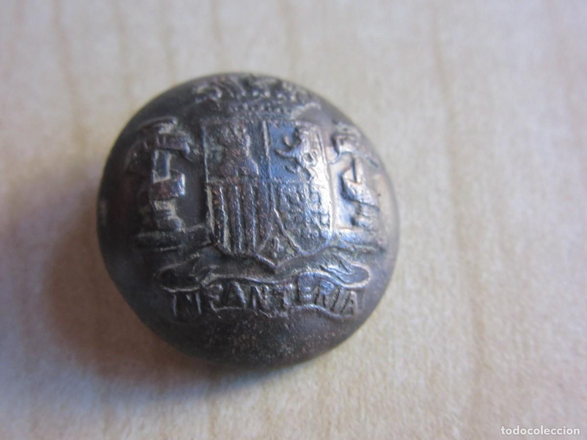 Military Antiques: Bot&oacute;n de Infanter&iacute;a 1874 Sin escus&oacute;n de los Borbones Di&aacute;metro 2 cm