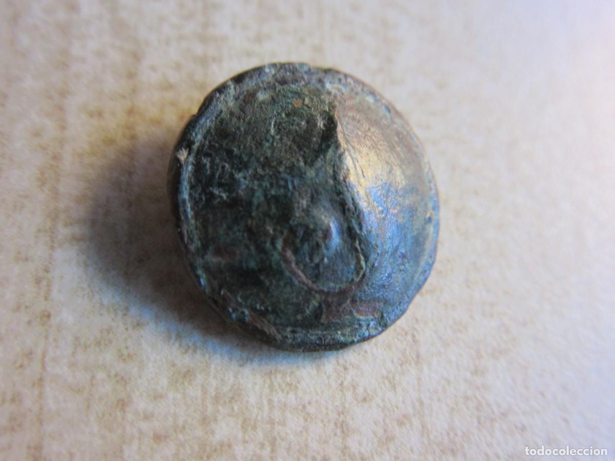 Military Antiques: Bot&oacute;n de Infanter&iacute;a Regimiento 1 Hacia 1841 Di&aacute;metro 1,5 cm Actual Inmemorial del Rey