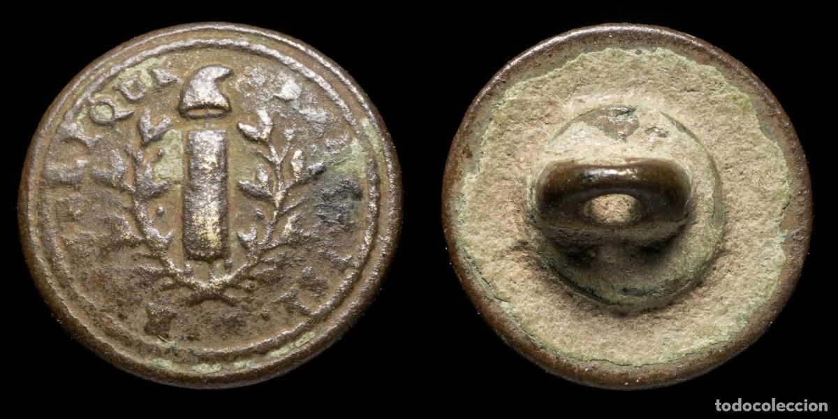 Militaria: Button Republique Francaise, 17 mm.
