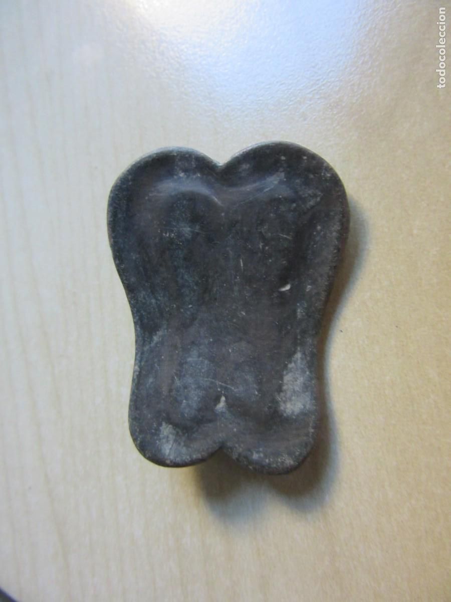 Militaria: Placa completa de cintur&oacute;n Bronce Posible Visigoda o anterior Medidas 4,2 x 3,2 cm