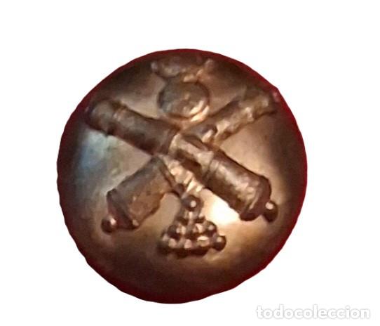 Militaria: BOT&Oacute;N CUERPO DE ARTILLERIA 1840-1843 20 MM