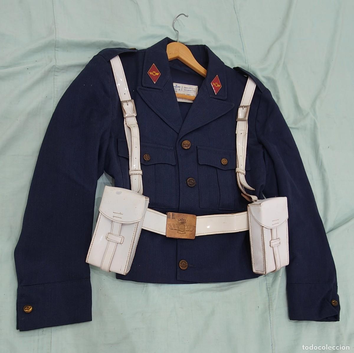 Military Antiques: Unifome Soldado Aviacion ,Correaje Blanco Charol ,desfile y gala, epoca Franco.