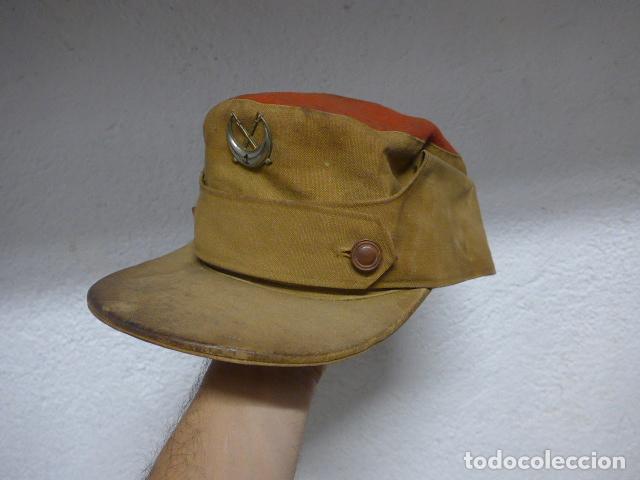 Militaria: Antigua gorra de regulares de orejeras, original franquista, epoca de Franco.