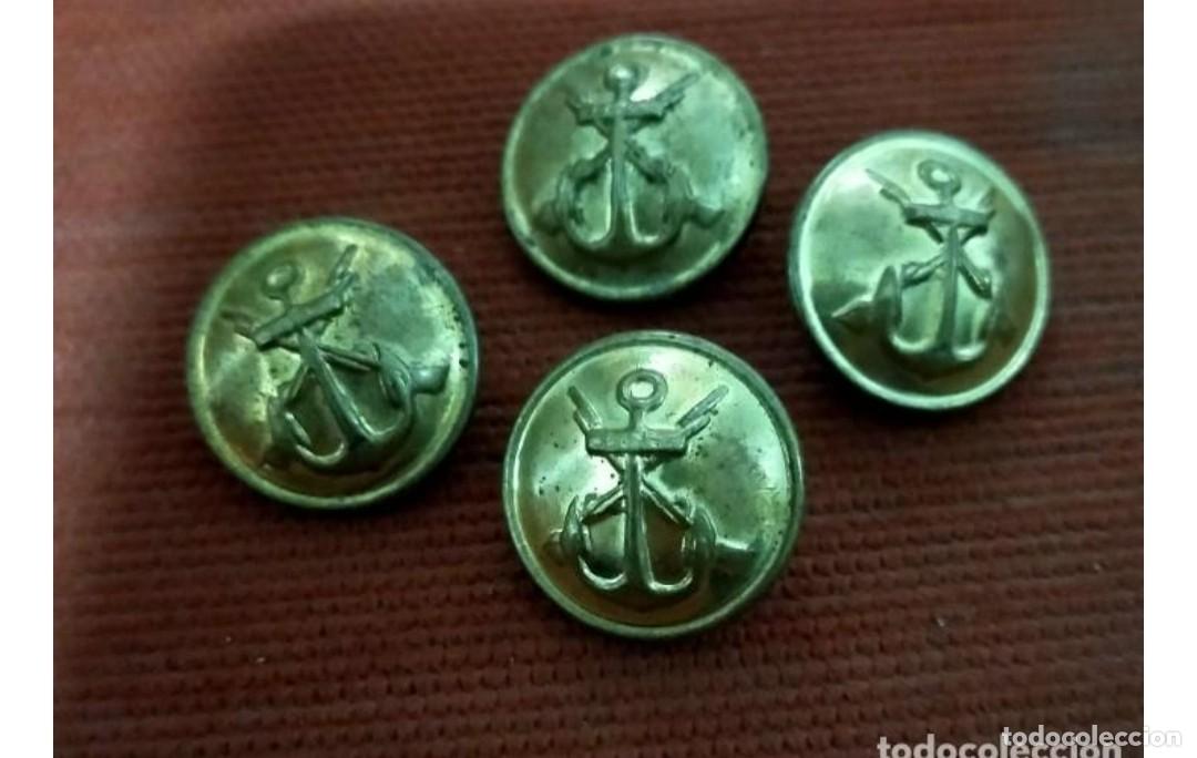 Militaria: lote de 4 Antiguos botones militares. INFANTERIA DE MARINA . Espa&ntilde;a.