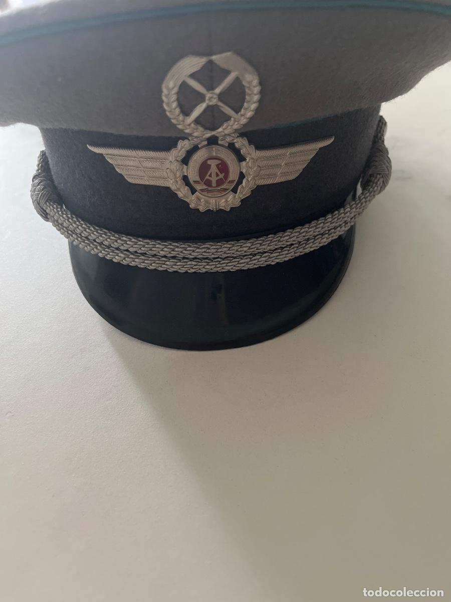 Militaria: Antigua gorra alemana. II Guerra Mundial.