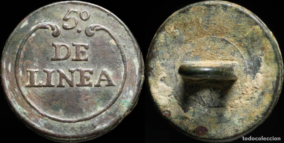 Militaria: Spanish button the First Carlist War, 5th Line Infantry Division (1833/1840) - 17 mm