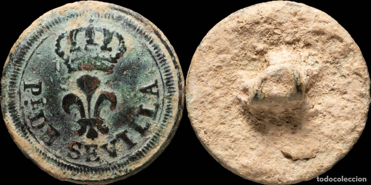 Militaria: Button Provincial of Sevilla, Spanish army, Napoleonic wars - 22 mm.