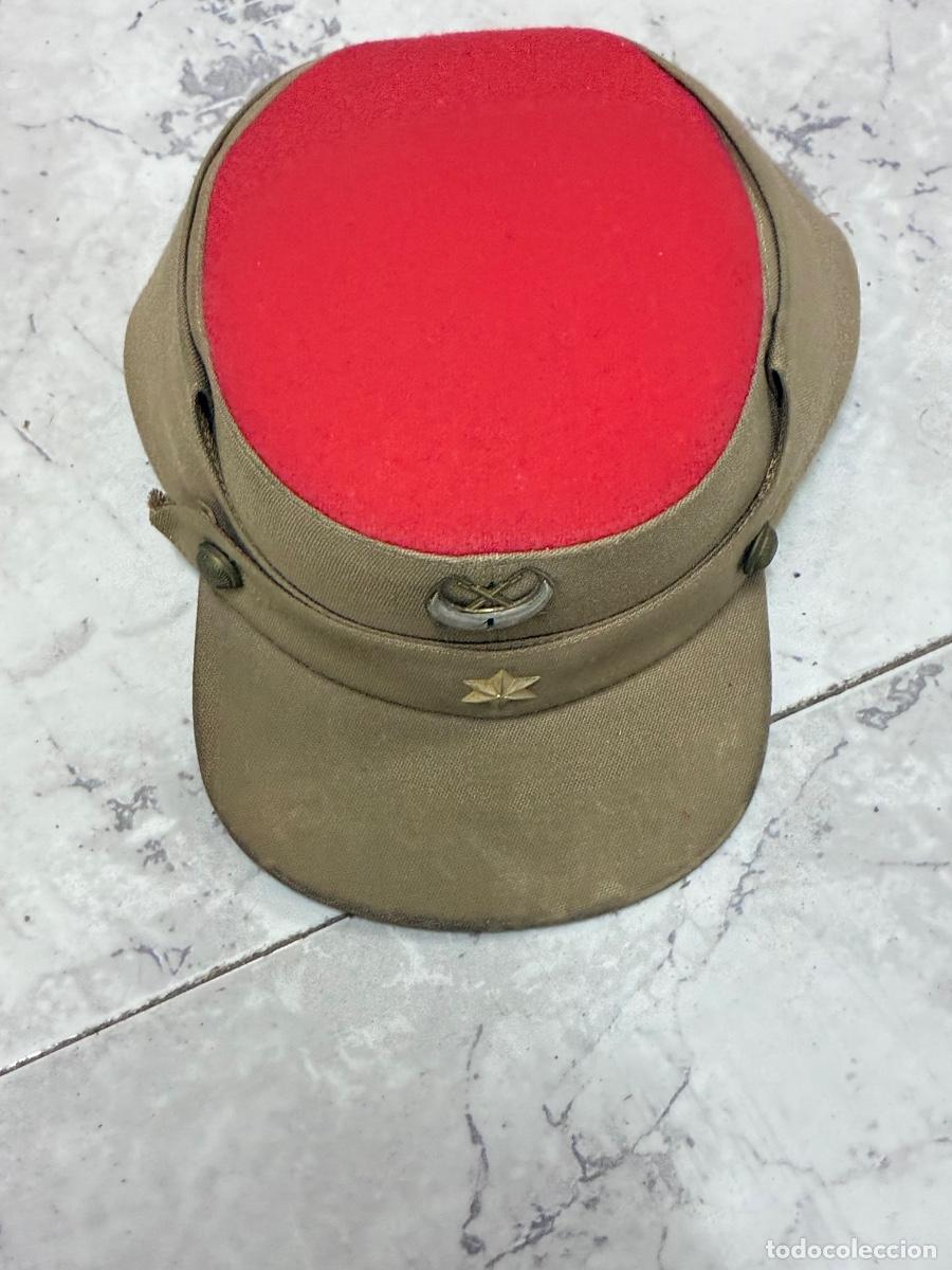 Militaria: Gorra de regulares &eacute;poca de franco