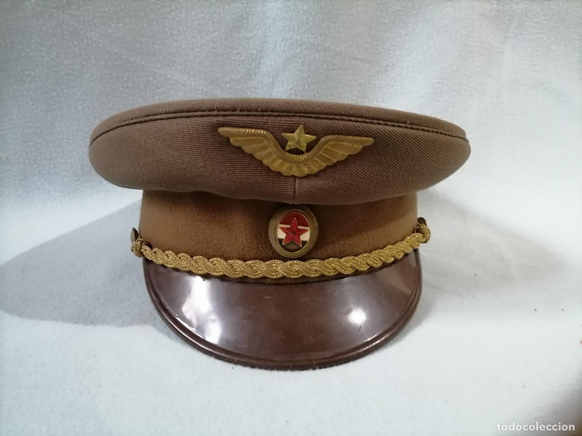 Militaria: Gorra de Oficial del Ej&eacute;rcito Popular H&uacute;ngaro