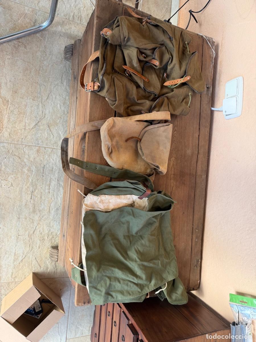 Militaria: Lote mochilas guerra civil