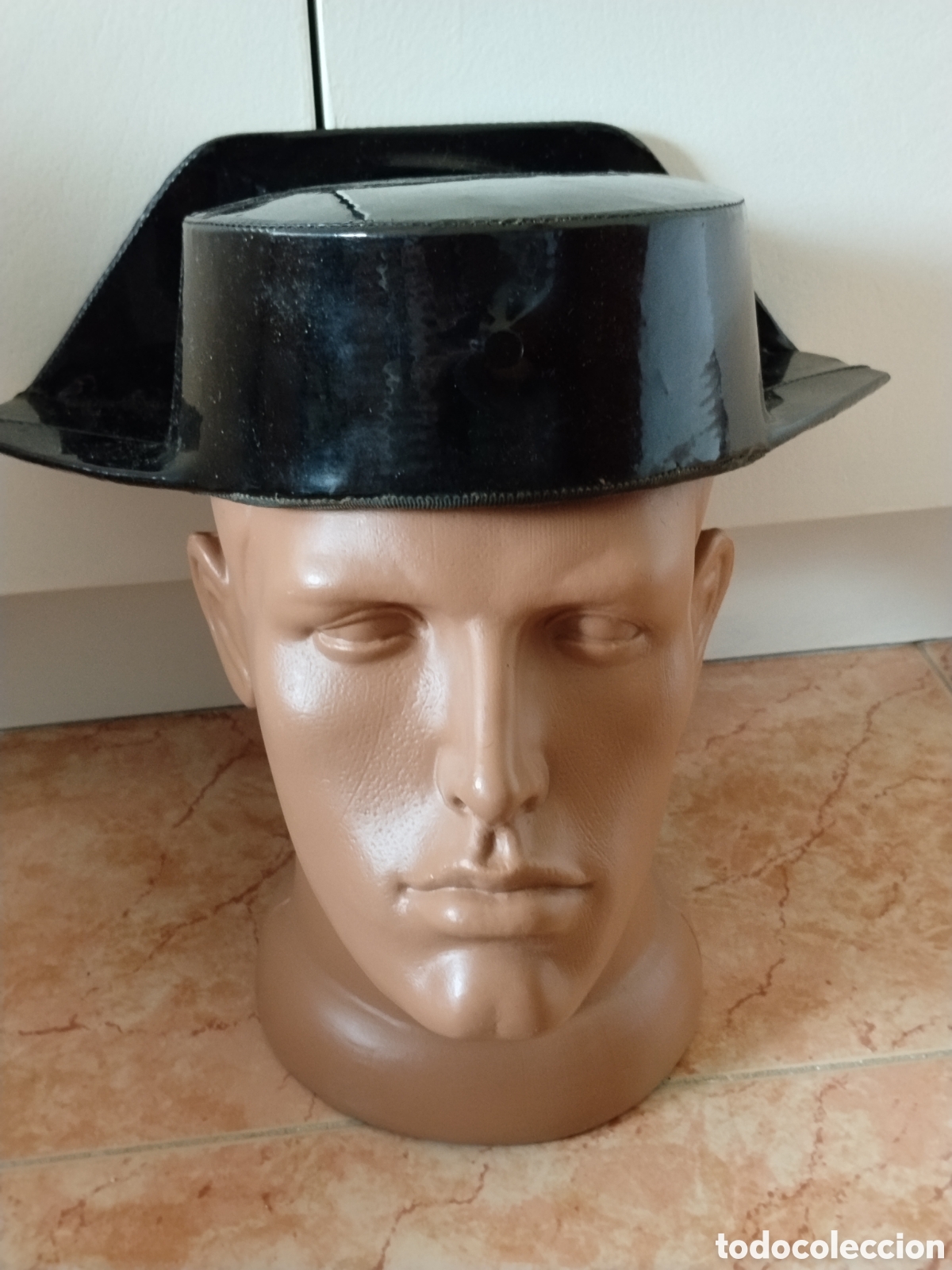 Militaria: Tricornio ordinario guardia civil post guerra.benemerita.ejercito.policia armada.casco.militar.gorra