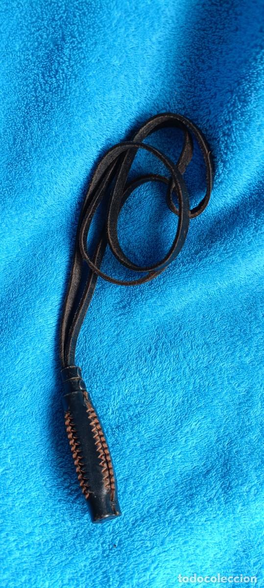 Militaria: Fusta de cuero.oficial infanter&iacute;a de Alfonso XIII