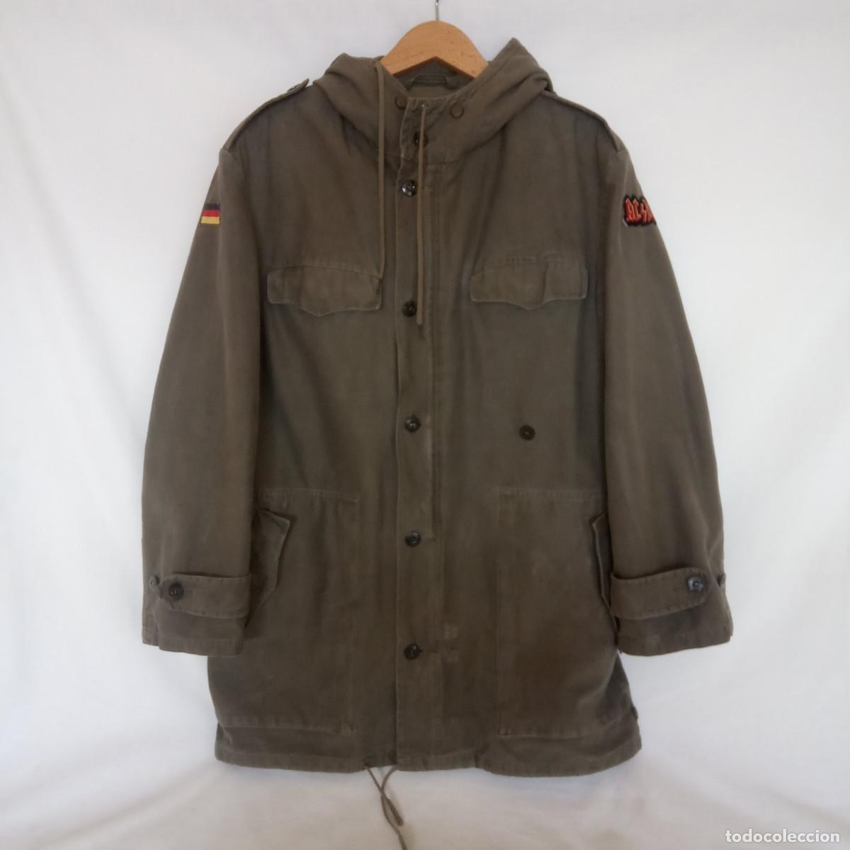 Military Antiques: Cazadora militar alemana con parche de ACDC y espaldera de GN&rsquo;R