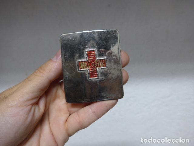 Militaria: Antigua hebilla de la Cruz Roja, original, marcada Cereceda.