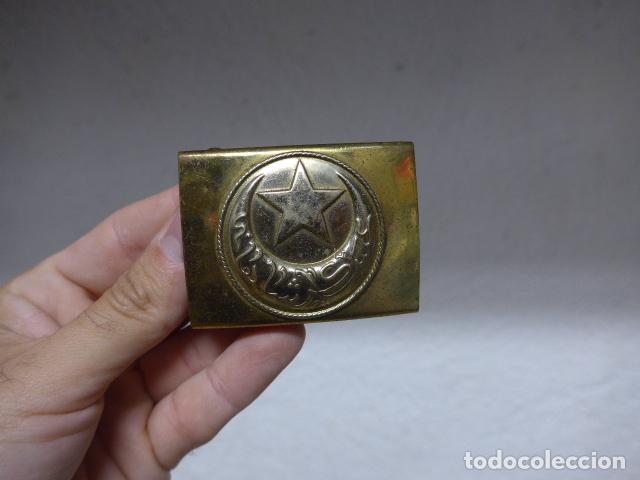 Militaria: Antigua hebilla turca del imperio otomano, original de la I Guerra Mundial. Turquia.